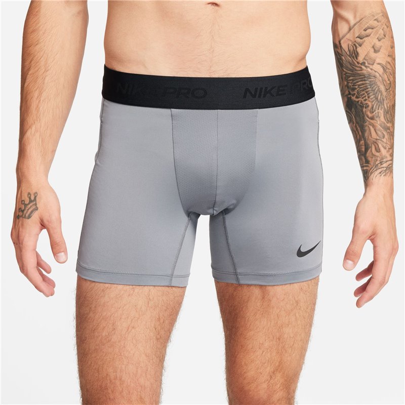 Nike Pro Dri -Fit fitness shorts with lined briefs - black man