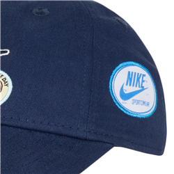 Nike "Sense of Adventure" Patch Cap